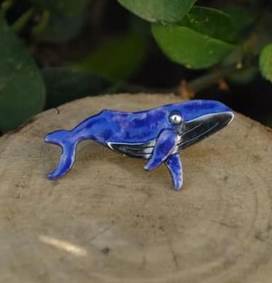 Prendedor de Ballena azul 21