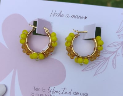 Aros Argollitas pequeñas flor amarilla1