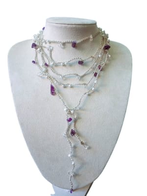 Collar tejido plateado amatista1