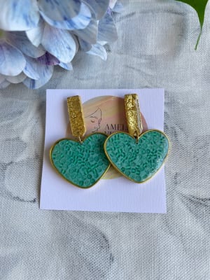 Corazón mostacillas resinada1