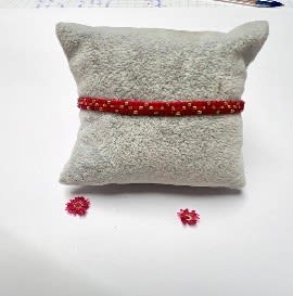 Pulsera triple roja Telar1