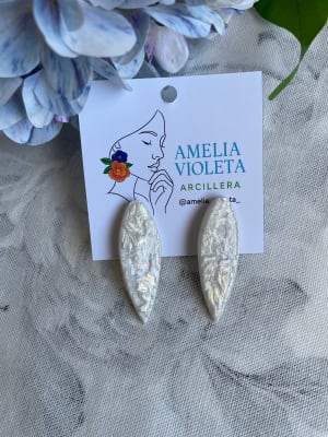 Escudo papel mural blanco1