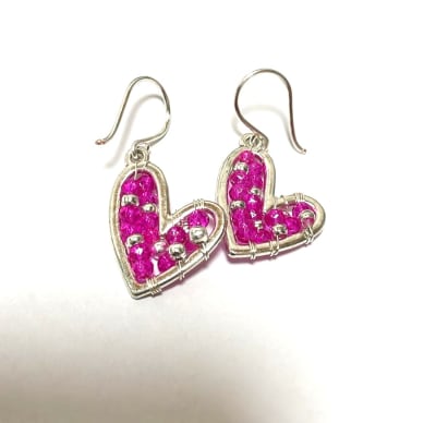 Aro mini corazón plata fucsia1