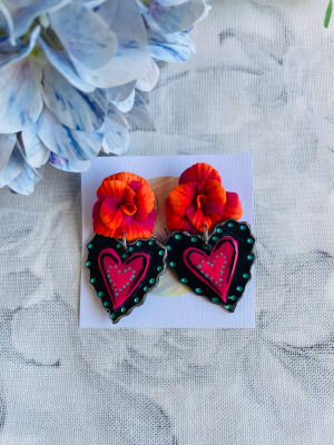 Corazón vintage y flor naranja1