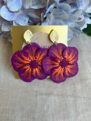 Maxi flor morada naranja dorado1