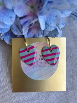 Argolla dorada con corazón rayado1