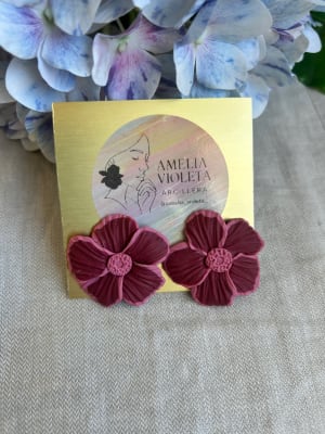 Flor mediana burdeo rosa1