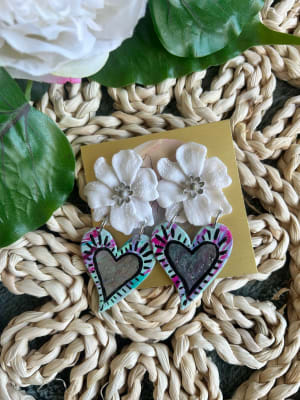 Flor y corazón estrambótico1