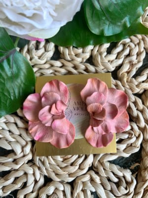 Media flor rosa envejecida1