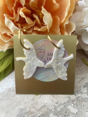 Argolla pájaro traslucido blanco1