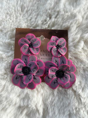 Aros doble flor lila rosa con negro1