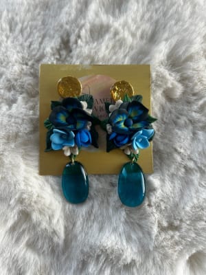 Aros cabujón tonos azules con gota1