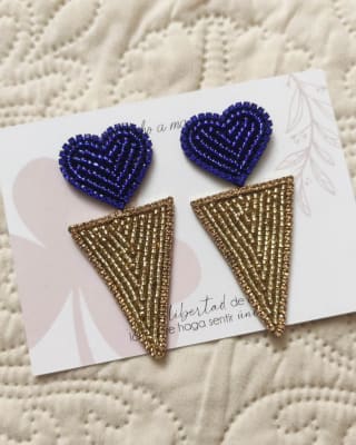 Aros Triángulo Corazón colgante azul dorado1