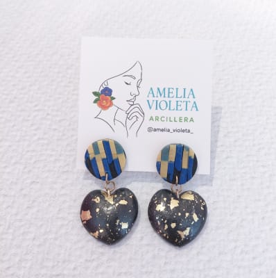 Aros Corazón negro y dorado colgante1