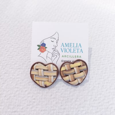 Aros Corazón tejido beige1