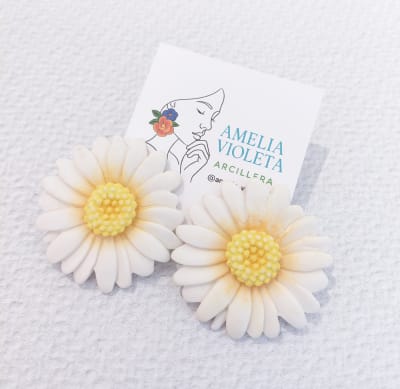 Aros Gerbera blanca centro amarillo1