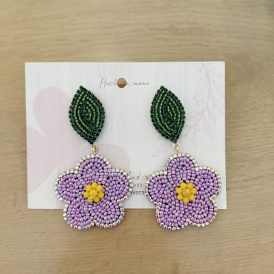 Aros Flor grande con hojita morada1