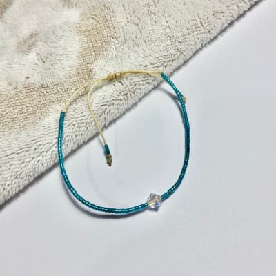Pulsera Bicone esmeralda1