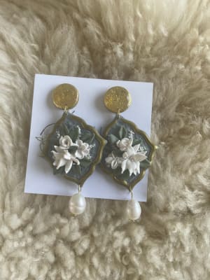 Aros Cabujón con Perla de Río1