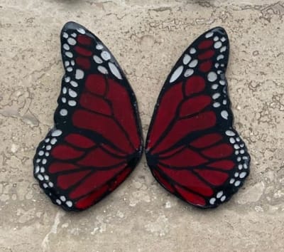 Aros Mariposa Arcilla Polimérica Resinada rojo1
