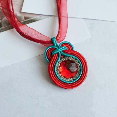 Collar Soutache simple rojo1