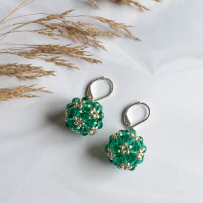 Aros Esfera Corta esmeralda1