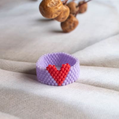 Anillo Agatha lila y rojo1