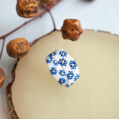Anillo Flores azul y blanco1