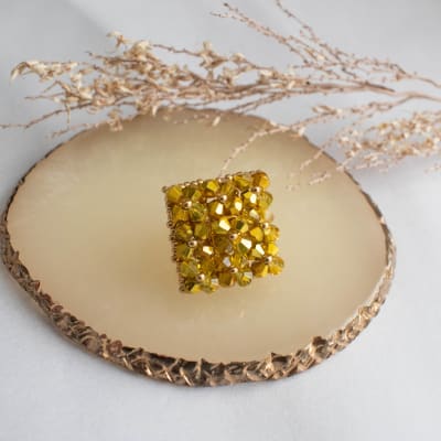Anillo Cuadrado amarillo metalizado1
