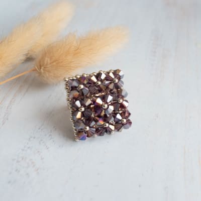 Anillo Cuadrado morado oscuro1