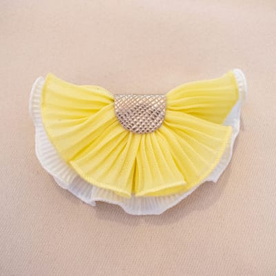 Traba media flor amarillo y blanco1