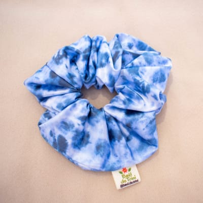 Scrunchie azul y blanco1