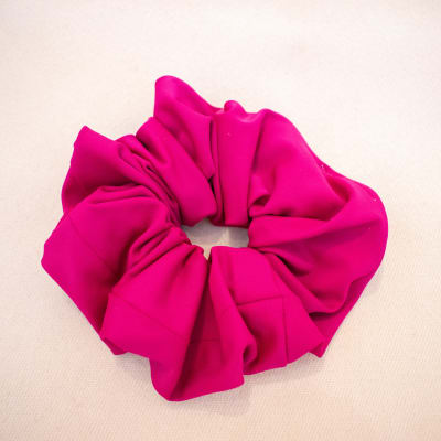 Scrunchie burdeo claro1