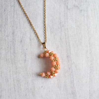 Collar Luna rosado1