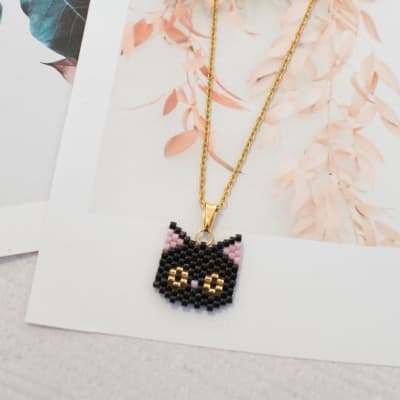 Collar Gato negro ojos dorados1