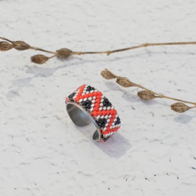Anillo Ajustable Amazonas rojo y negro1