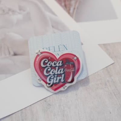 Pin TR Coca Cola girl1