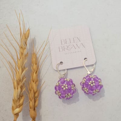 Aros Esfera corta lila claro y plateado1