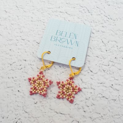 Aros Estrellitas con gancho granate, durazno y dorado1