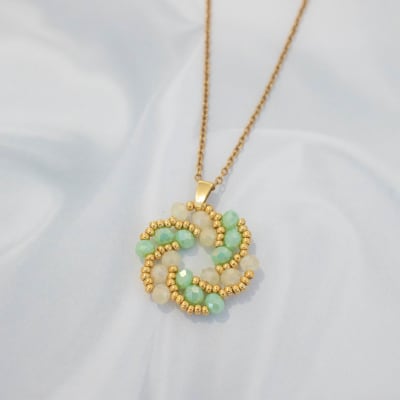 Collar Galaxia menta y crema1