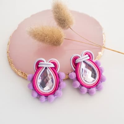 Aros Mini Pompom lila1