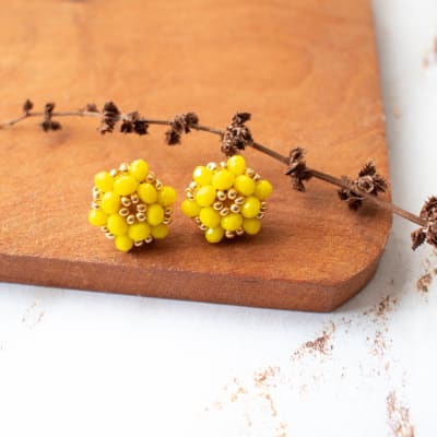 Aros Tiny amarillo y dorado1