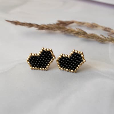 Aros Corazón negro y dorado1