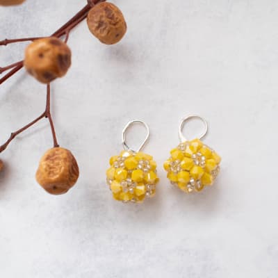 Aros Esfera Corta amarillo1