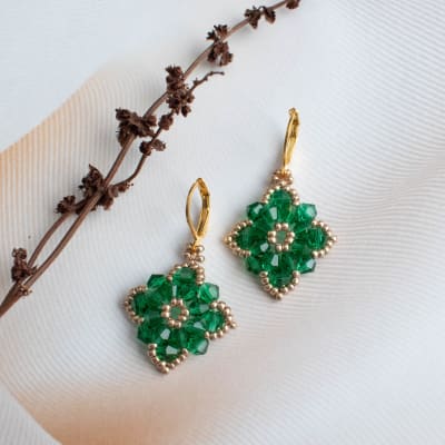 Aros Flor de Loto esmeralda1