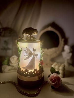 Lámpara media bombonera dorada1