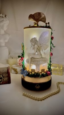 Lámpara media bombonera dorada 21