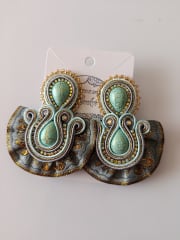 Aros soutache y cintas
