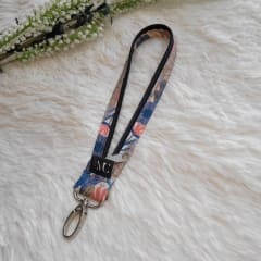 Porta chaqueta - Flores beige