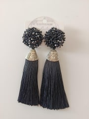 Aros Mostacilla y borlas negro